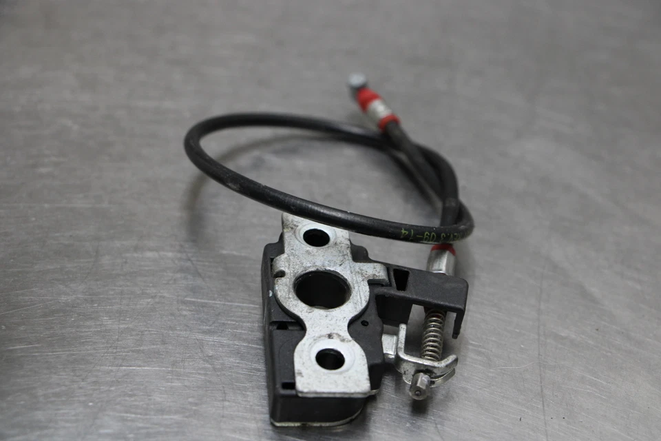 2015 Ducati Scrambler Classic Rear Passenger Seat Latch Foto 2 de 3