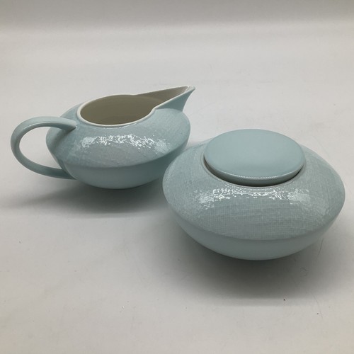 Villeroy and Boch Turqouise Cream & Sugar, 1748 w/ Additional Serving Oval Plate - Picture 7 of 12