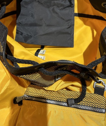 Zaino. Ingranaggio. National Geographic. Nylon. Grande. Giallo/nero. 18""x15." - Foto 7 di 10
