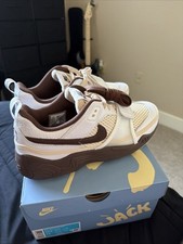 Nike Travis Scott x Zoom Field Jaxx Light Chocolate for Sale