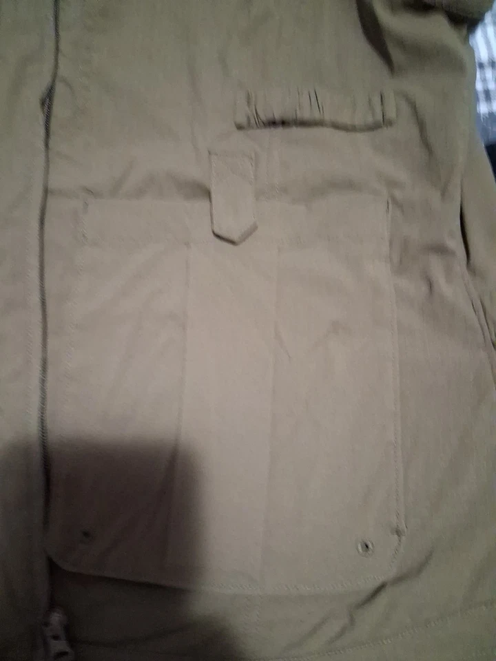 Duluth Trading Mens L Work Vest Hunting Fishing Tactical Utility Vented - Image 4 of 4