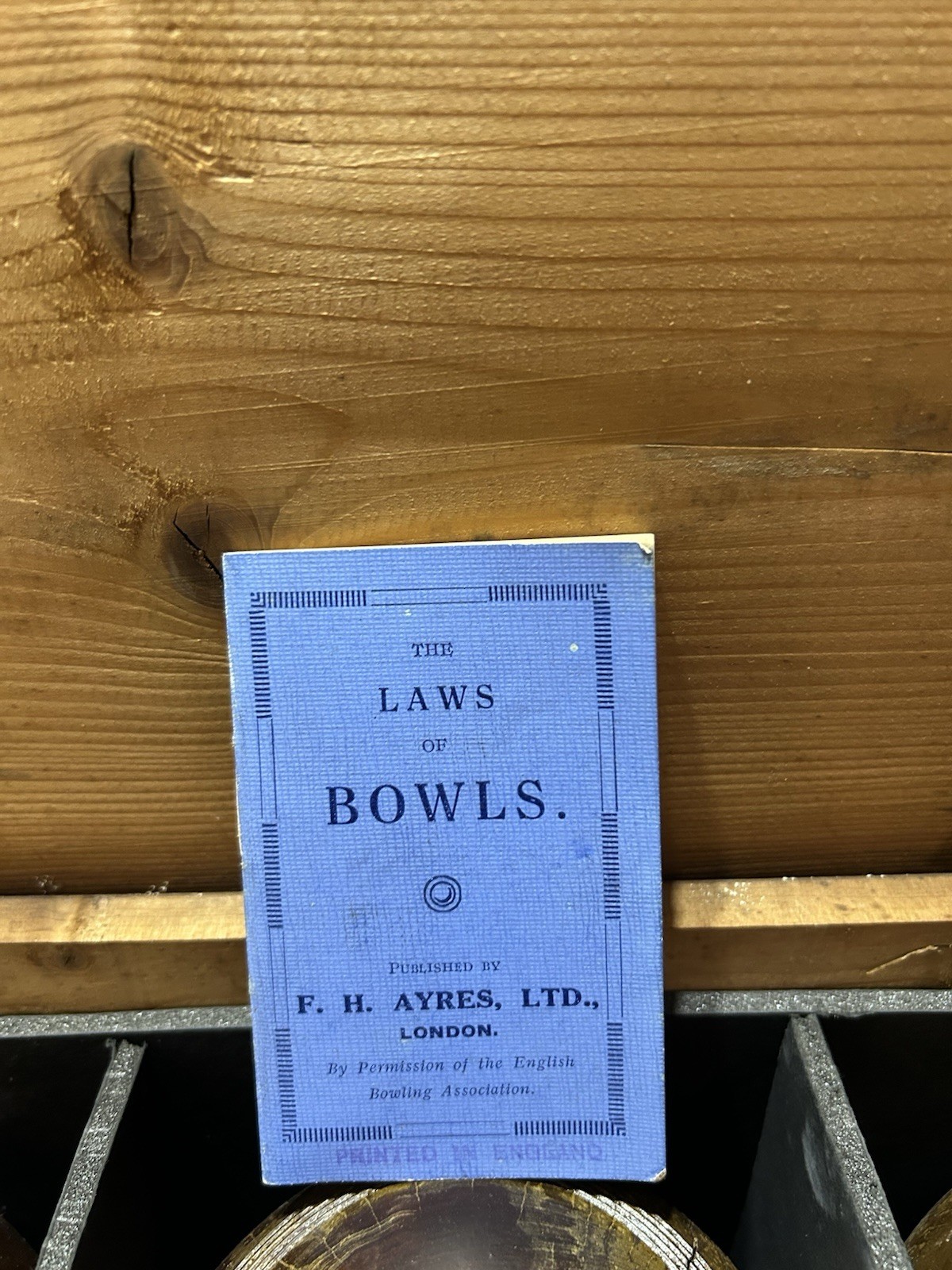 Bocce Ball Game Set 8 Complete Original F.H. Ayres LTD. Abercrombie & Fitch