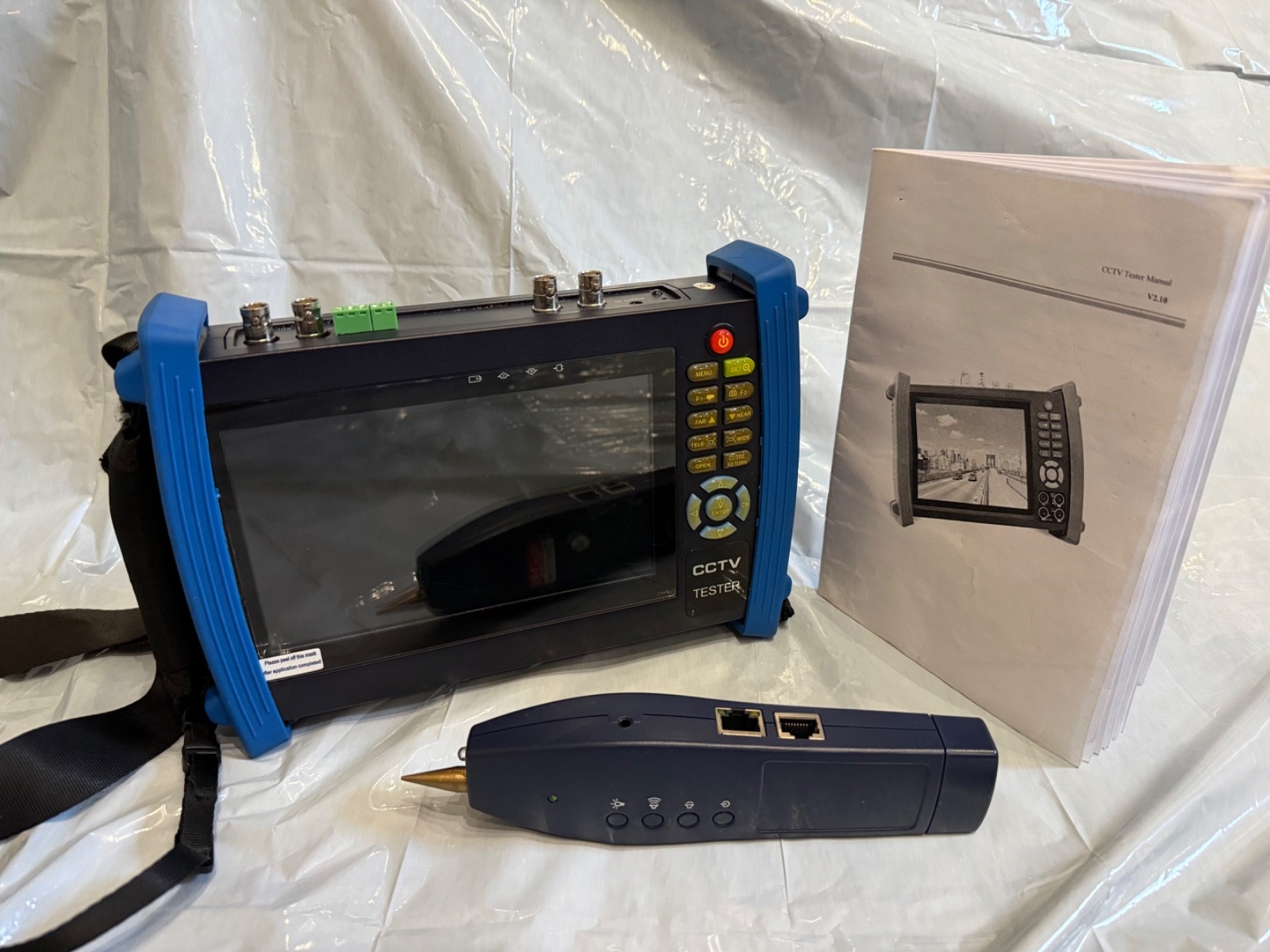 Defender Security 82-18193 CCTV Camera Tester – 7” LCD, PTZ, PoE, VGA/HDMI