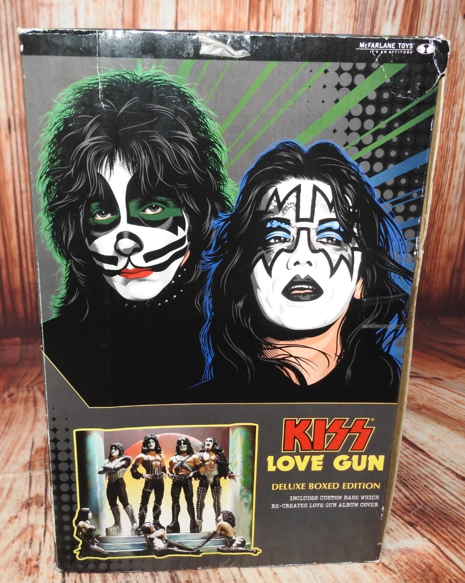 McFarlane Toys KISS Love Gun Deluxe Boxed Edition Super Stage