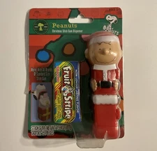 VTG PEANUTS CHARLIE BROWN CHRISTMAS SANTA CLAUS FRUIT STRIPE STICK GUM DISPENSER