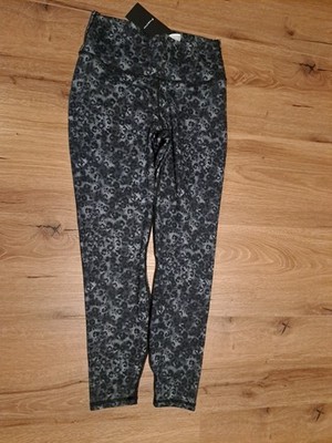 Neu! Fabletics Powerhold Leggins Gr. M Black Blurred Animal