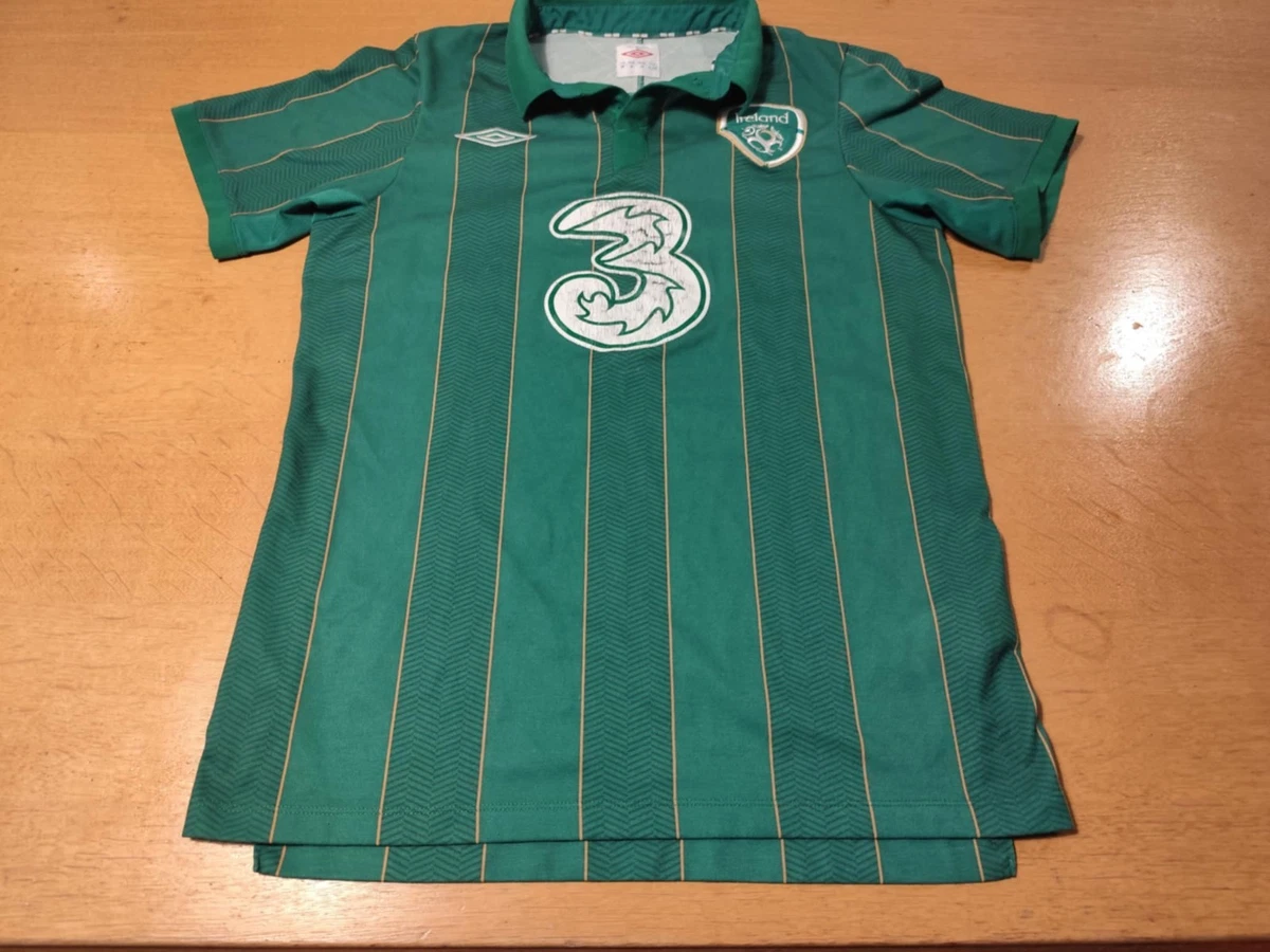 Maillot De Football National Umbro Irland Training Taille M Très Bon État