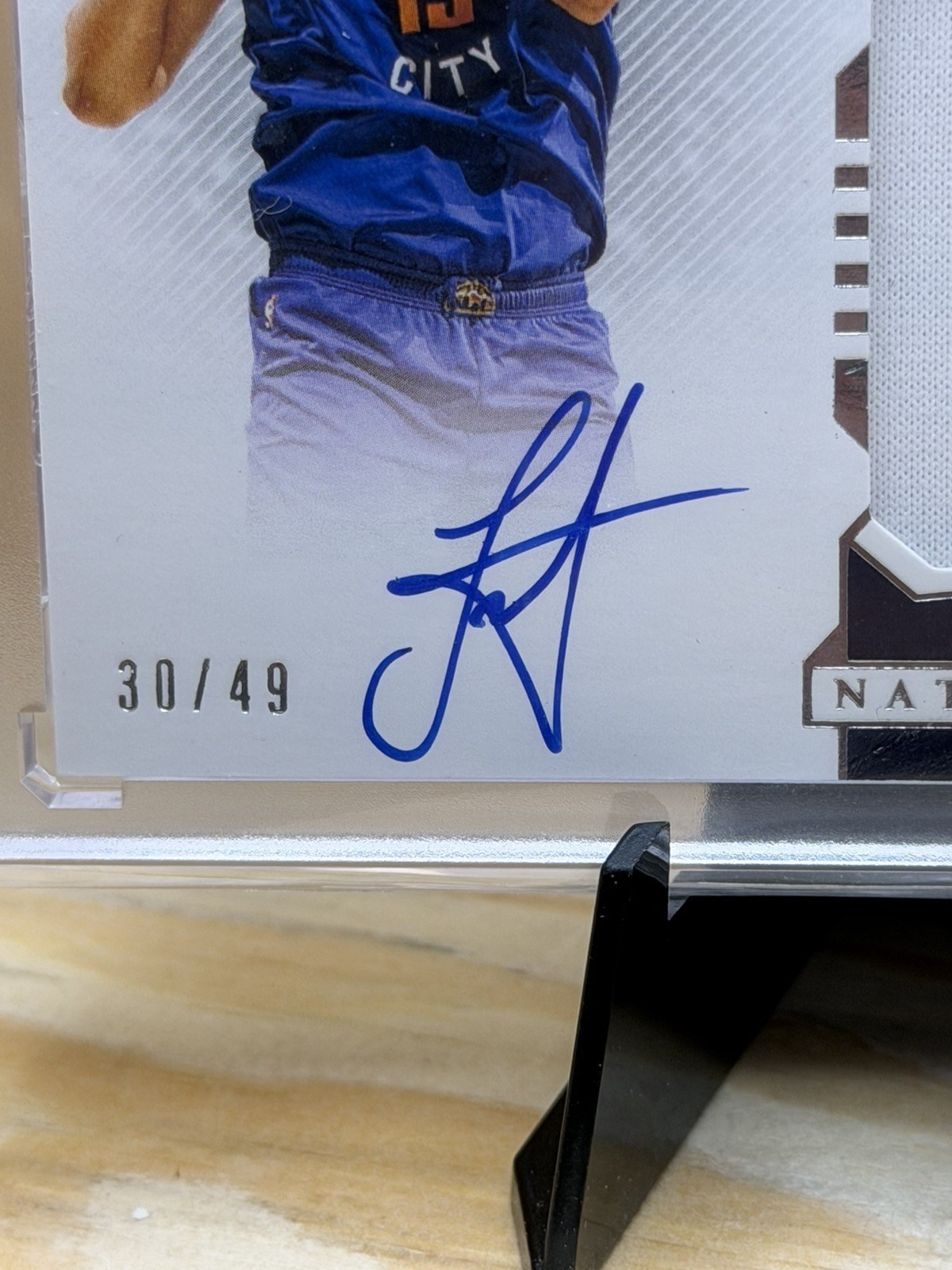 2019-20 National Treasures Nikola Jokic ON CARD Patch Auto /49 view 2