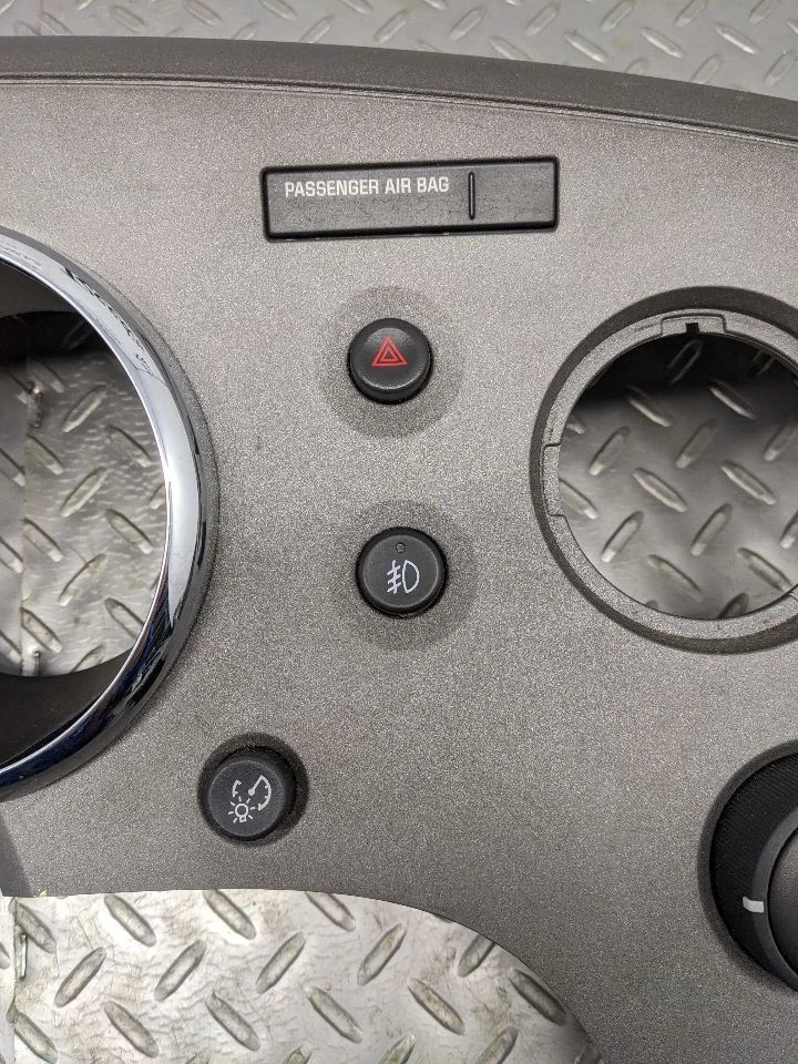 2006-2010 Pontiac Solstice Dash velocímetro console moldura acabamento OEM# 152621147672 - Imagem 3 de 4