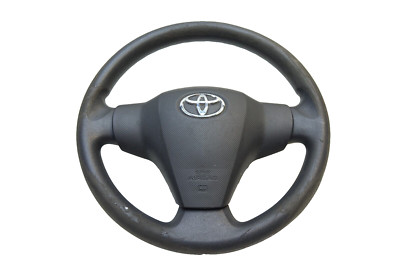 Original Toyota Yaris P9 Lenkrad Airbaglenkrad 3-Speichen 305232299FKA
