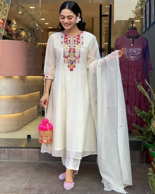 White Color Women's Designer Fancy Chanderi Silk Embroidery Work Kurti Set Dress