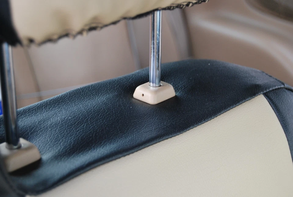 FUNDAS DE ASIENTO DELANTERAS NEGRAS/BEIGE PARA CHRYSLER SEBRING CONVERTIBLE 96-00 AJUSTE PERSONALIZADO Foto 2 de 4