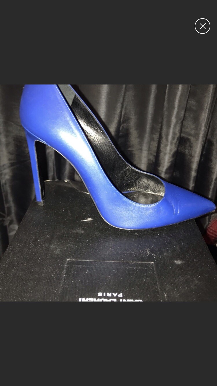 Décolleté classiche a punta in pelle blu Saint Laurent taglia 39 5 9 5