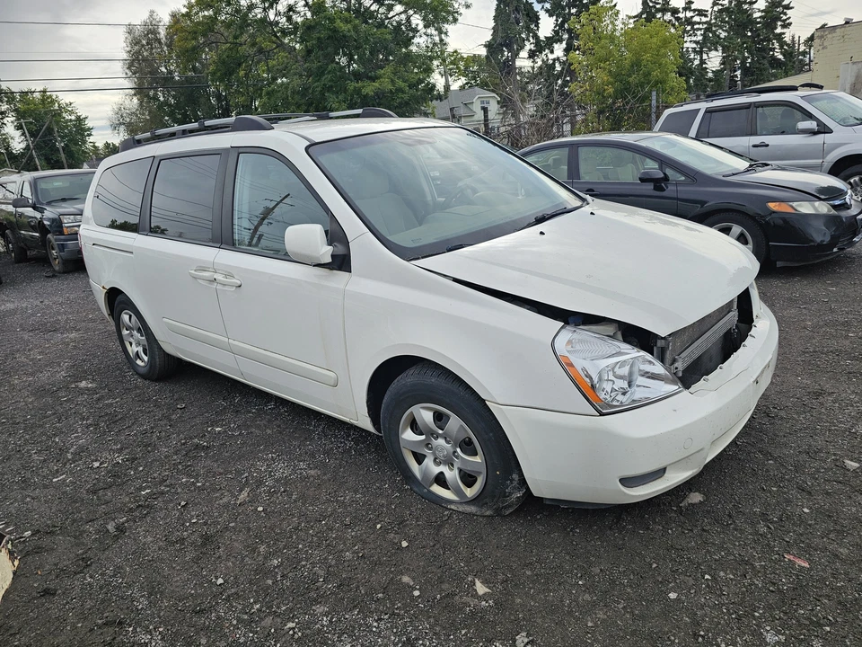 Used Engine Coolant Reservoir fits: 2007 Kia Sedona Grade C Foto 2 de 4