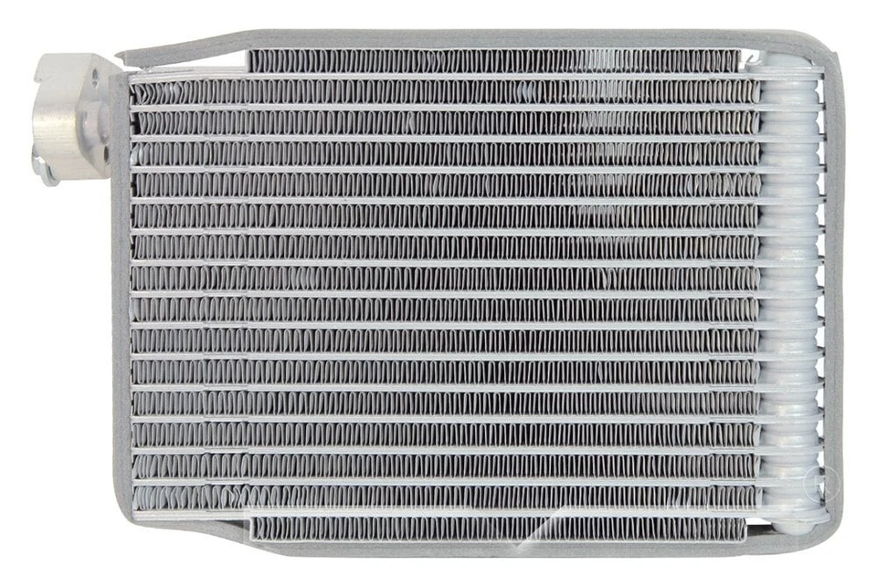 Núcleo evaporador de aire acondicionado trasero TYC 97309 para Chevrolet Trailblazer 2002-2009 Foto 2 de 3