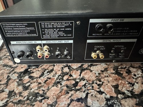 Sony DTC-A8 Professional DAT Deck | For Parts | Box, Remote, Manual & Bits Incl. - Picture 7 of 13