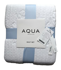 AQUA Floral Scalloped Reversible Quilt Queen White 3 Pcs Set 300 Cotton Blend