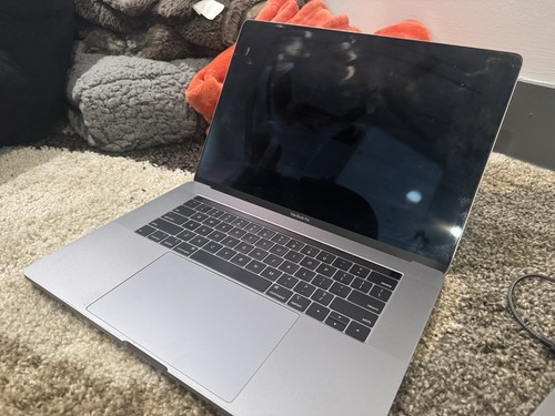 Two MacBook Pros For Parts - Afbeelding 4 van 12