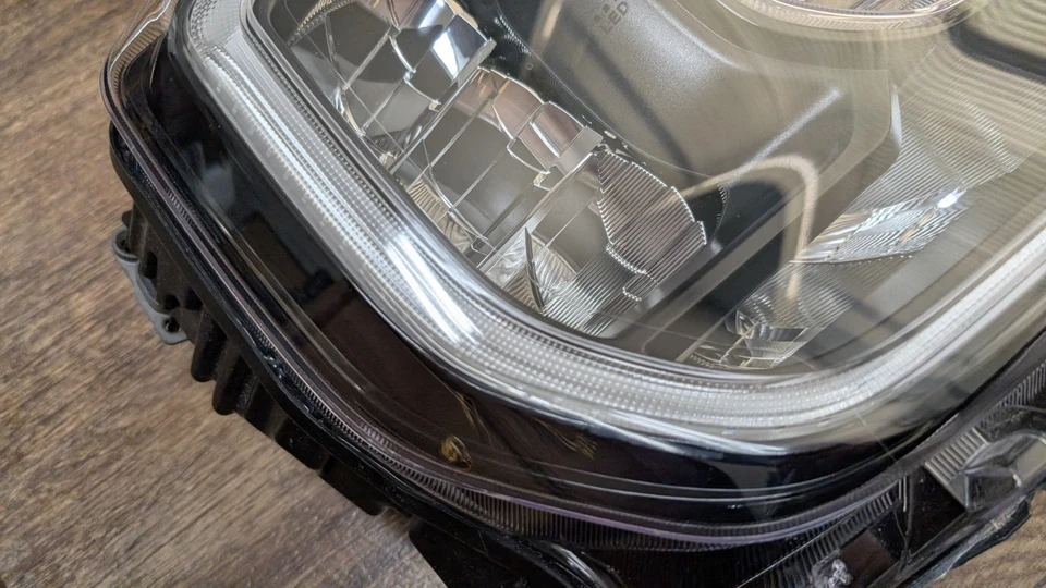 OEM Right Passenger Side LED Headlamp For Ford Ranger N1WZ-13008-DY, Scuff Lens - Image 3 of 4