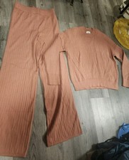 Abercrombie And Fitch Soft AF Pair Of Women's Sweater Shirt & Sweatpants Medium