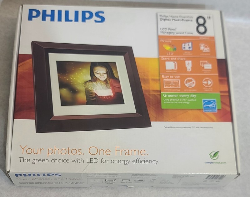 DIGITAL PHOTO FRAME Philips LCD Mahogany - 8 inch Home Essentials W/ Clock