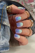 Red Aspen Press On Nails-Wonda's Winter Wonderland Short Square Blue Ombre