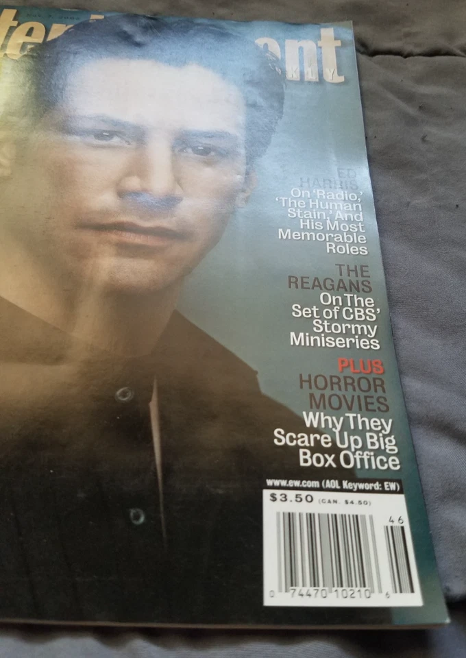 KEANU REEVES - Nov 7 2003 Entertainment Weekly AMBER TAMBLYN - ED HARRIS STING - Image 2 of 4