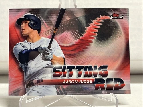 AARON JUDGE 2018 TOPPS FINEST SITTING RED INSERT CARD SR-AJ! YANKEES MVP