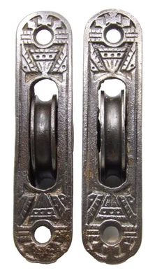 Kenrick antique old cast iron Axle Sash pulley's 1 3/4 inch (ML598) - Image 1 of 4