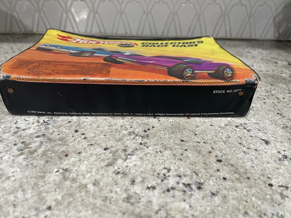 Estuche de colección Hot Wheels Redline 12 autos con 16 autos Lesney Foto 2 de 4