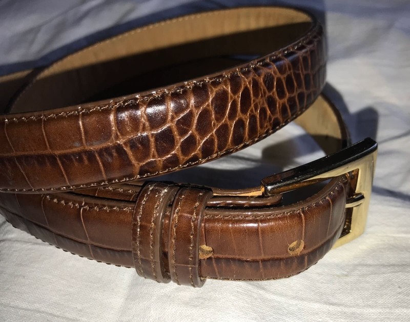 Women’s Croc-Look Leather Brown Belt By SAKS FIFTH AVENUE Size L Made In USA EXC