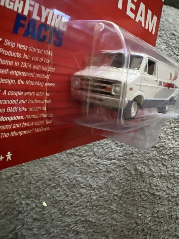 🔥Johnny Lightning 77 Dodge Van ( Mongoose),  (USPS) 1970 Dodge Challenger $18🔥 - Image 4 of 4