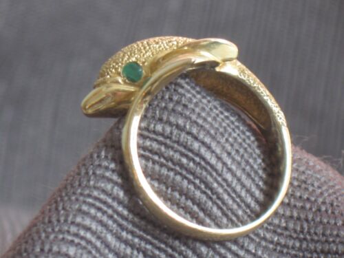Beautiful 14K yellow gold DOLPHIN Ring Emerald Ey… - image 1