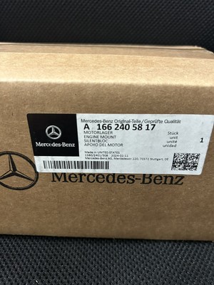 Mercedes-Benz GLE W166 Left Side Engine Mount A1662405817 Genuine 