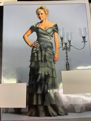 Jovani Celadon Mother's Evening Gown Dress Crystal Sweetheart Size 