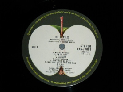 The BEATLES Japan EAS-77001・2 NM 2-LP+Poster+Pin-ups WHITE