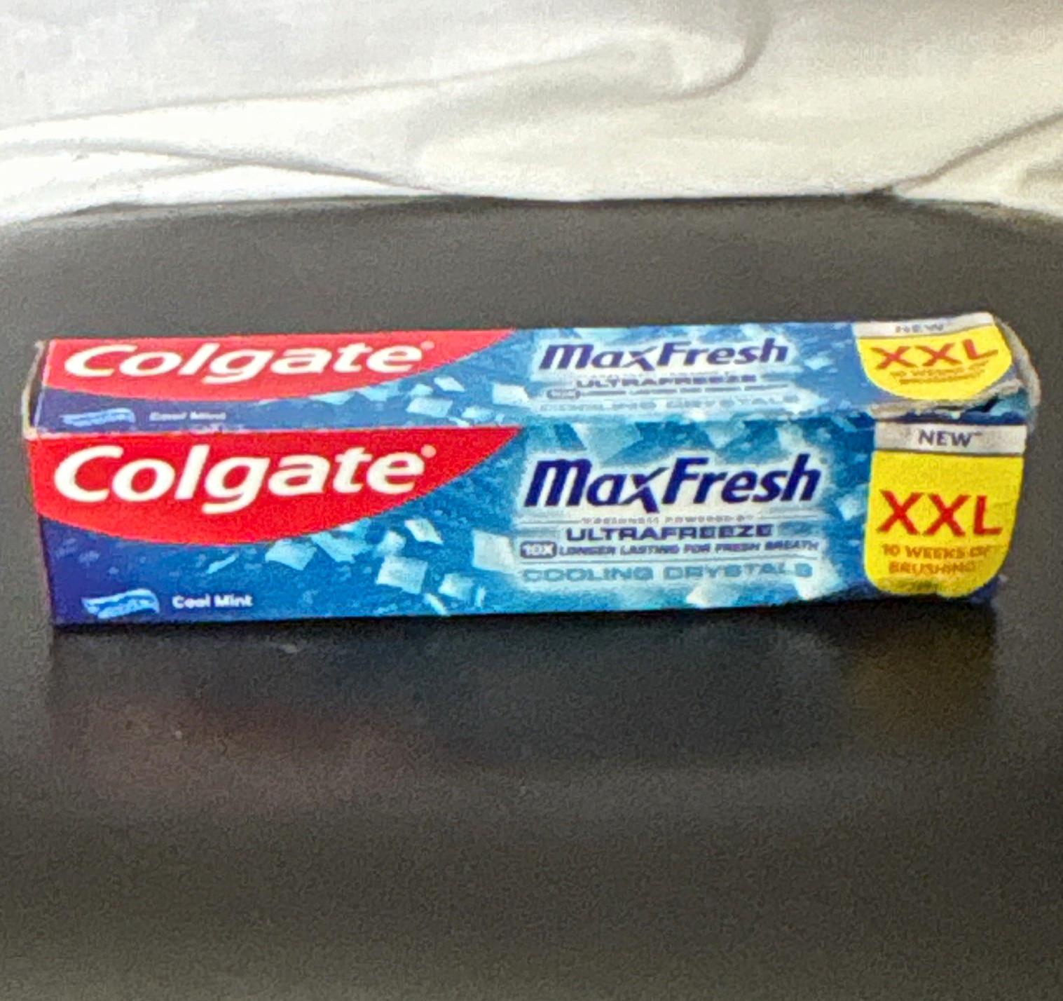 Colgate MaxFresh Ultrafreeze Cooling Crystals Cool Mint 150ml