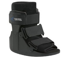 United Ortho Short Air Cam Walker Fracture Boot Medium Black