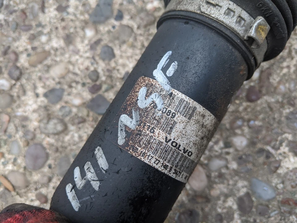 VOLVO XC90 2.4 D5 2009 LEFT FRONT DRIVE SHAFT - Image 2 of 4