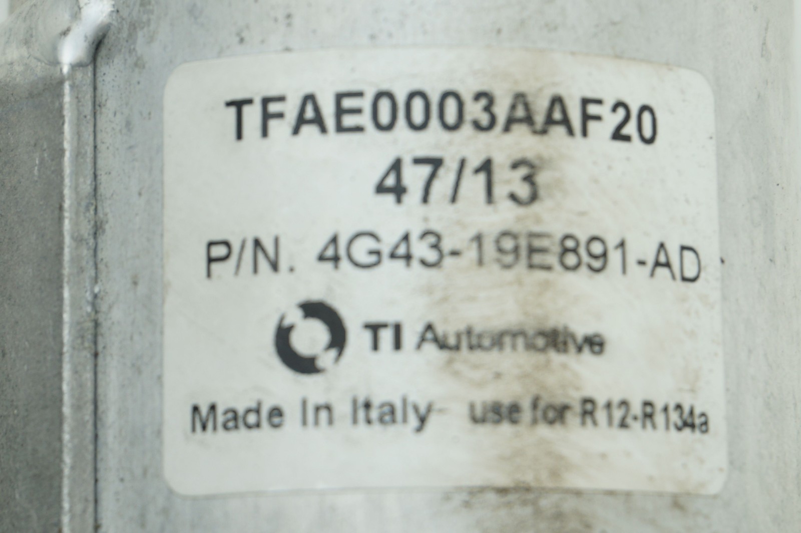 Aston Martin Vanquish 2012-2018 Ac receiver drier P/N 4G4319E891AD