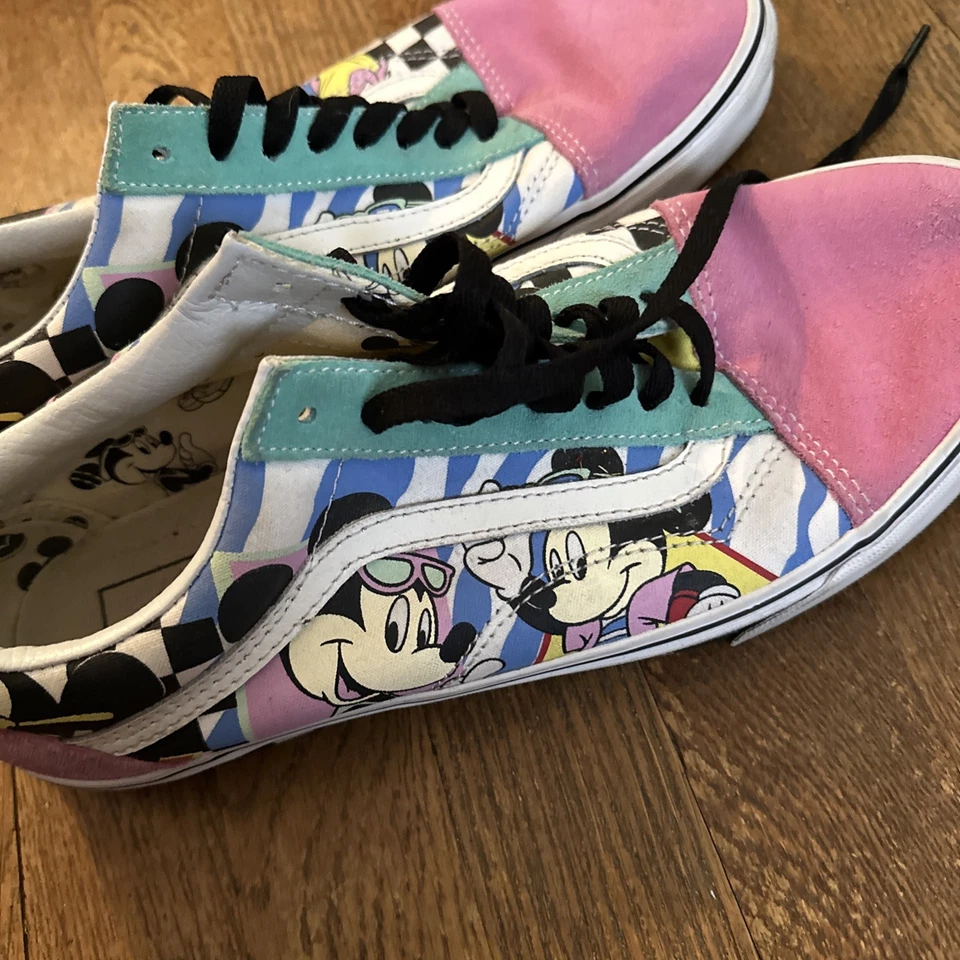 Zapatillas Vans X Old School Años 80 Mickey & Minnie Mouse 90 Cumpleaños Bloque de Color Foto 4 de 4