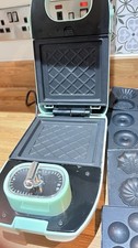 Waffles Machine with 5 different moulds