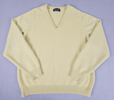 Vtg 70's Brooks Brothers Lambswool Sweater Mens XL Marzipan V