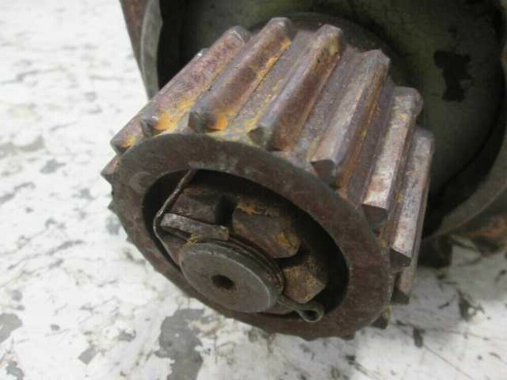 New Holland Hydrostat Pump 9511749 | eBay