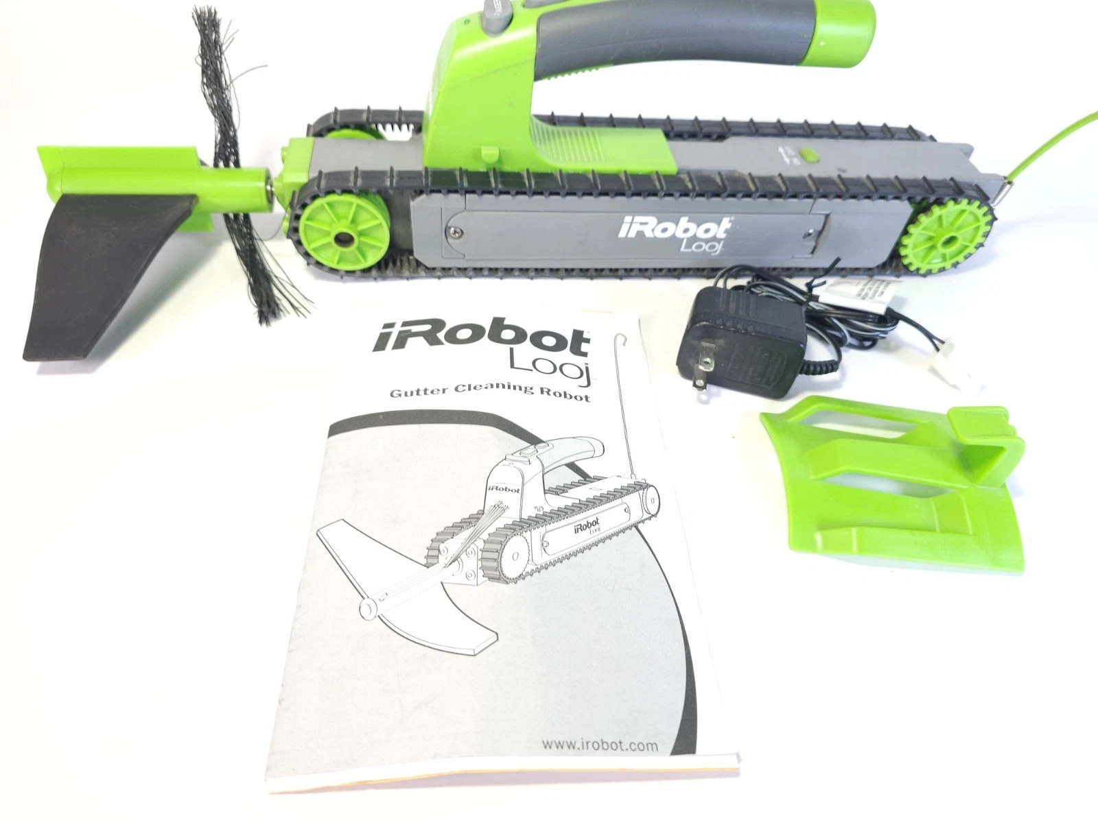 iRobot Looj Gutter Cleaning Robot Wireless Remote Control & Battery