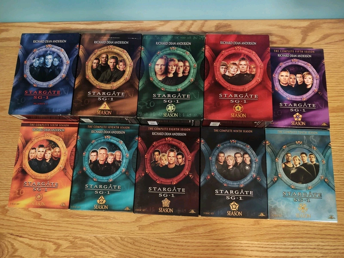Stargate SG-1 Complete Series Box Set DVDs & Blu-ray Discs for