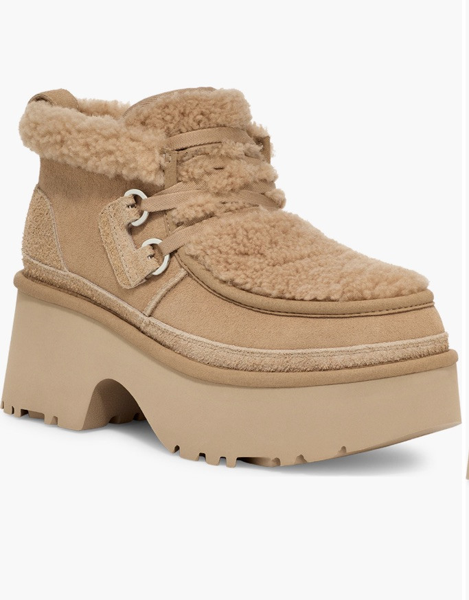 UGG 23.5 モカシン New UGG Classic New Heights Lace Up Shearling Bootie Boots
