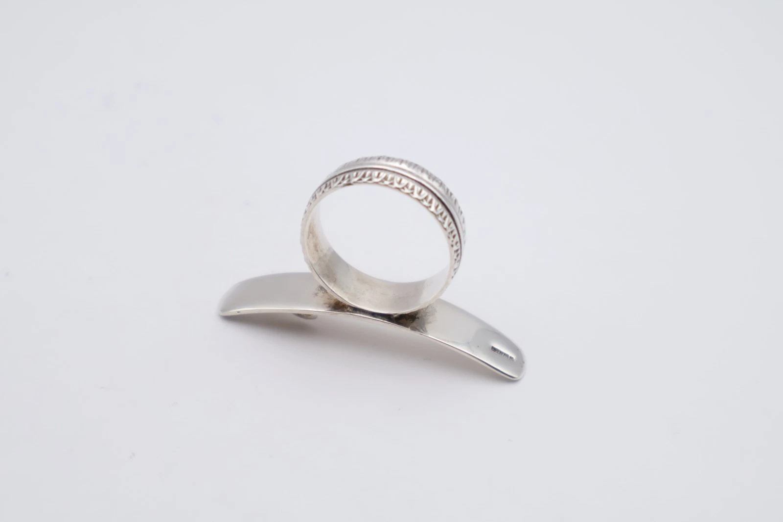 Rare Vintage Silver Orange Peeler Hallmarked London 1993 by Douglas Bell
Opens in a new window or ta