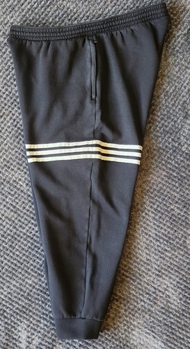 EUC Adidas Adicolor Neuclassics Joggers (Plus Size) in Black; Size 1X - Picture 5 of 7