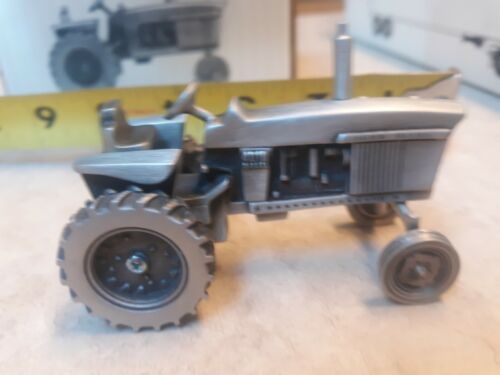 John Deere 4010 Wide Front Diesel Pewter By SpecCast 1/43rd Scale - Picture 3 of 6